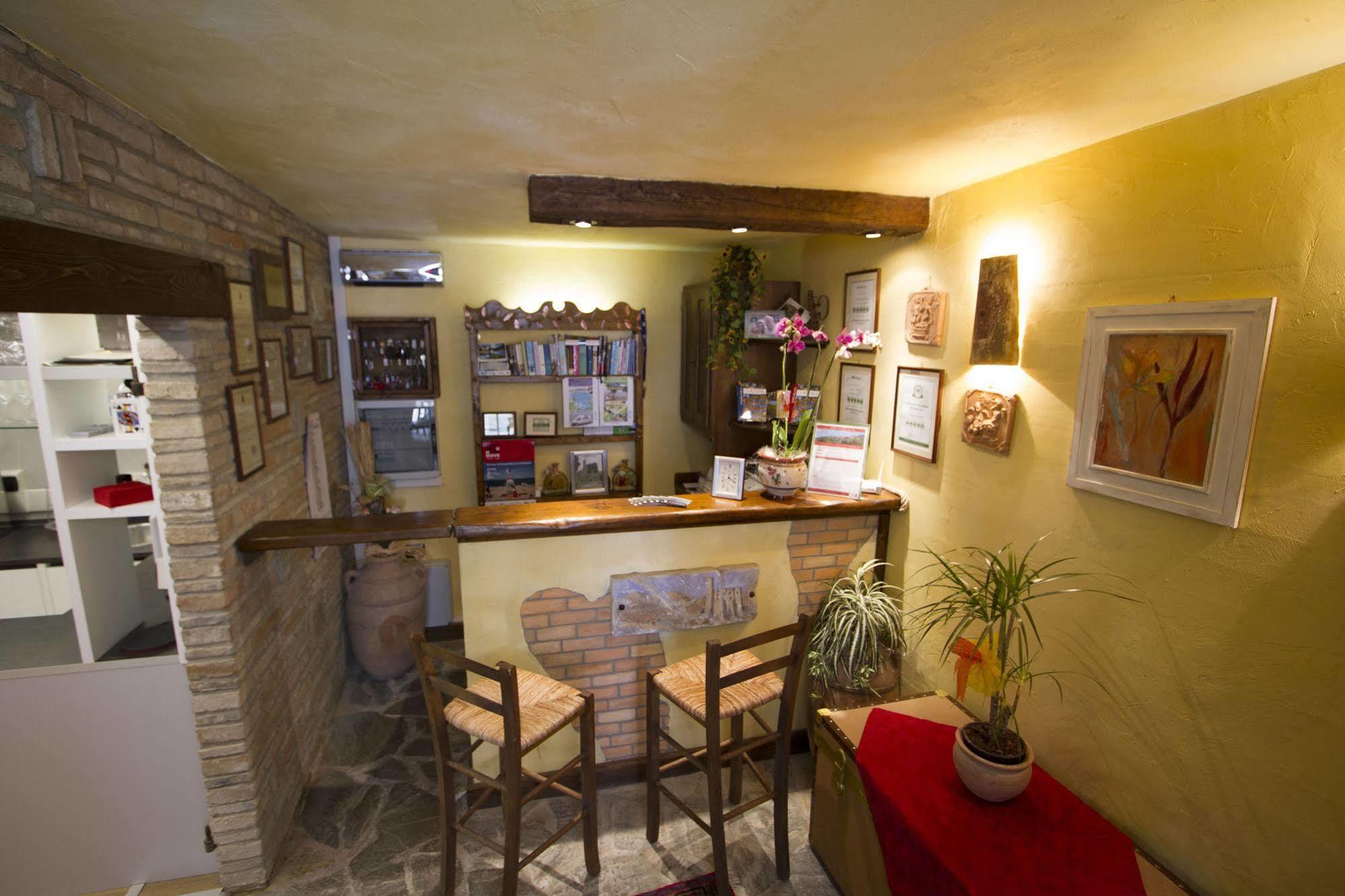 Rocca Di Pierle, Agriturismo Di Charme - Cortona Mercatale  Екстериор снимка
