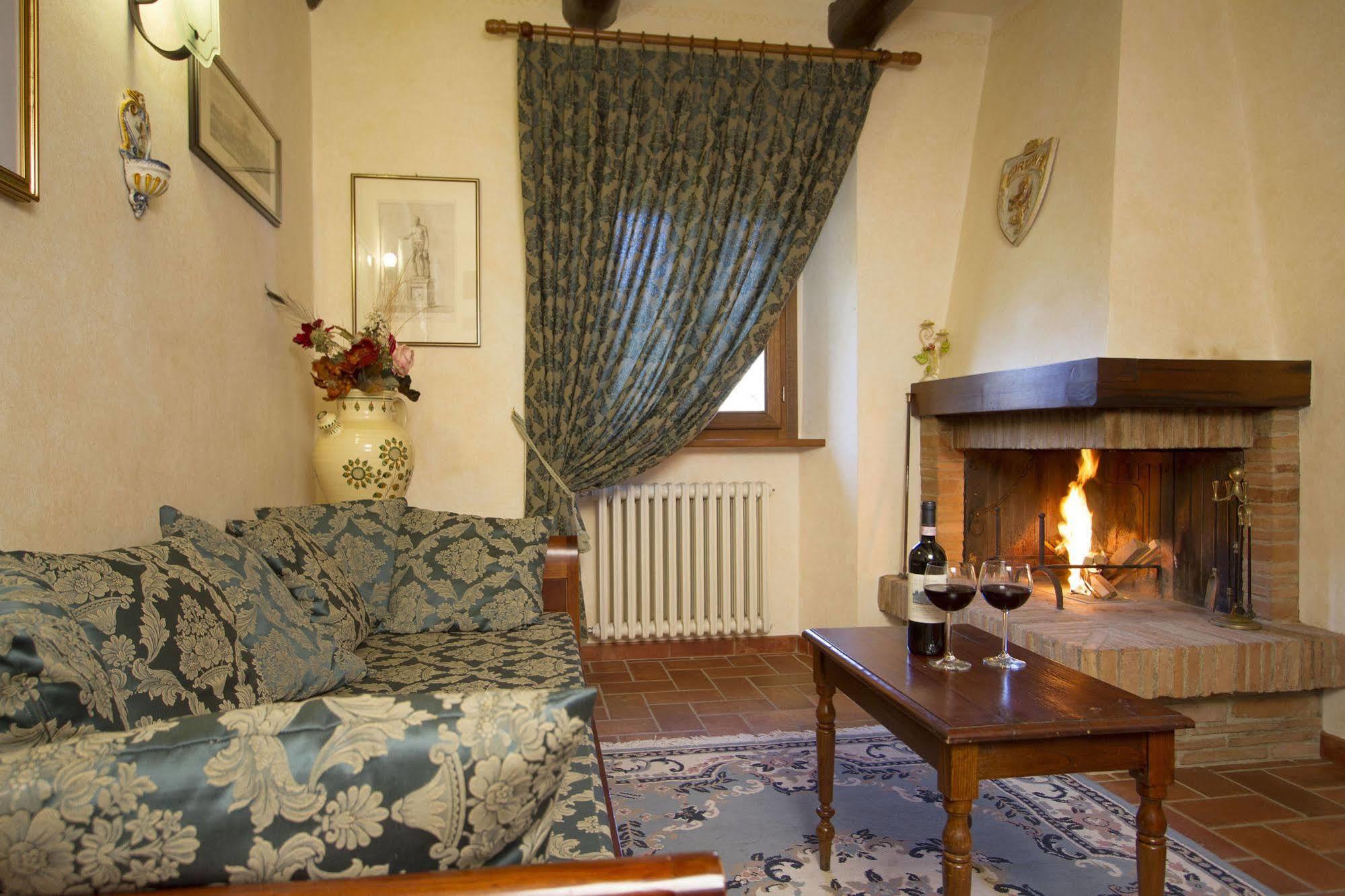 Rocca Di Pierle, Agriturismo Di Charme - Cortona Mercatale  Екстериор снимка